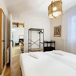 Bebarceloner Eixample Apartment Barcelona